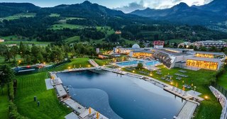 Blick auf die Alpentherme