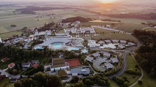 therme geinberg luftaufnahme von oben